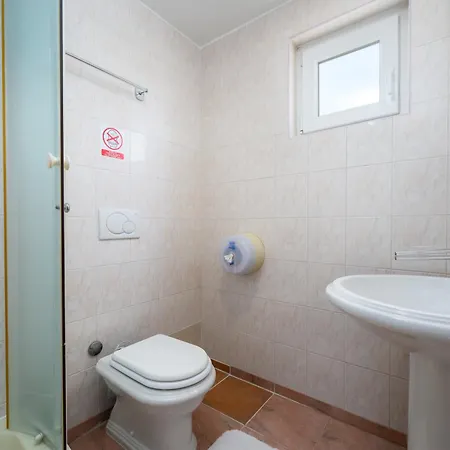 Bed & Breakfast Ven Apartmani Funtana