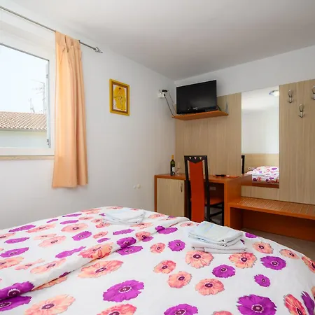 Ven Apartmani * Funtana
